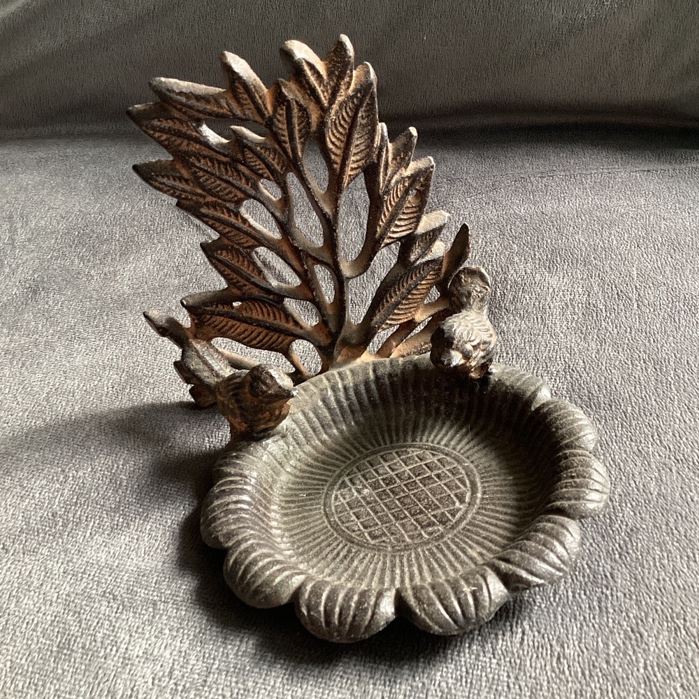 CAST IRON TWO BIRD TABLETOP BIRD BATH/KEYS DISH/TRINKET DISH/DECOR PIECE